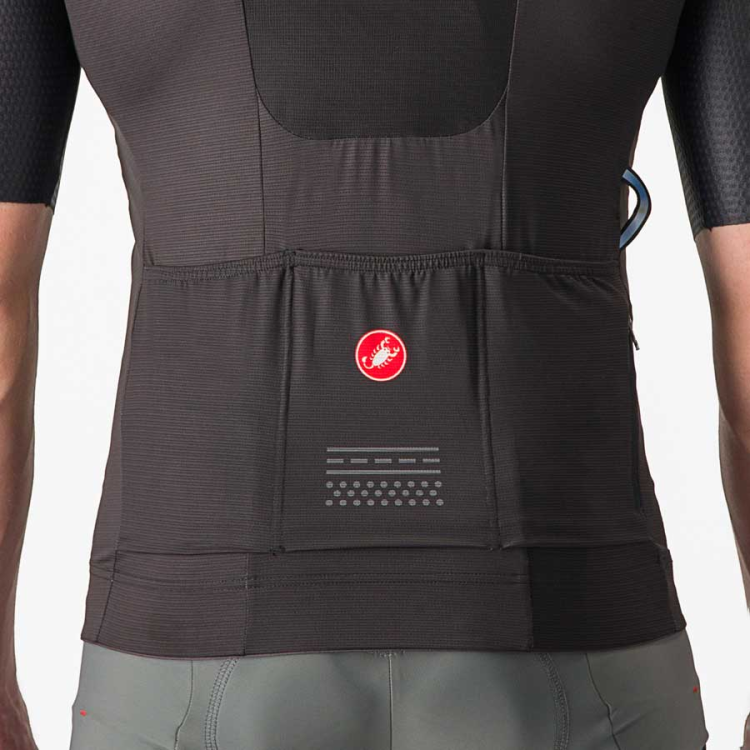 7b6b6628-deed-11ee-8c0d-6a5cd298accd