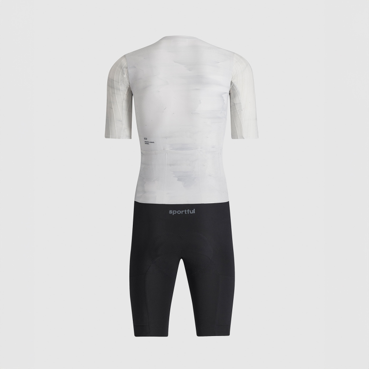 c050b512-1aca-11f0-9465-1a33a750b392