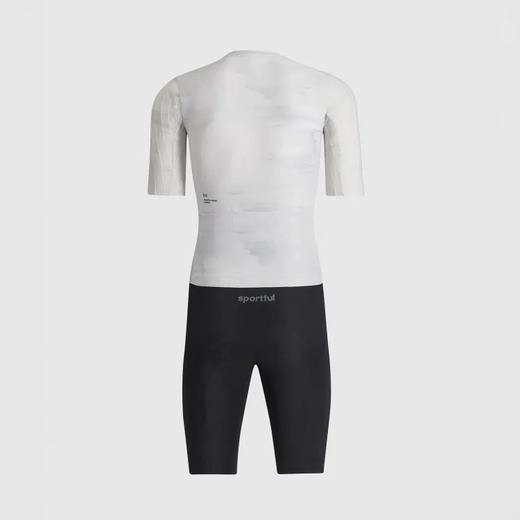 c050b512-1aca-11f0-9465-1a33a750b392